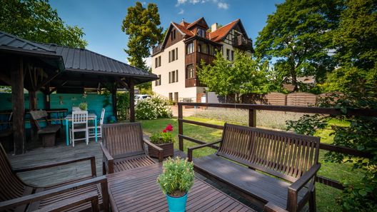 Willa Kwiaty Polskie Jedlina-Zdrój (1)