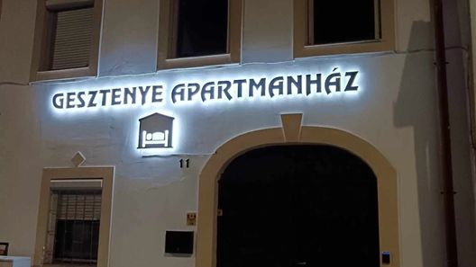 Gesztenye Apartmanház Pécs (1)