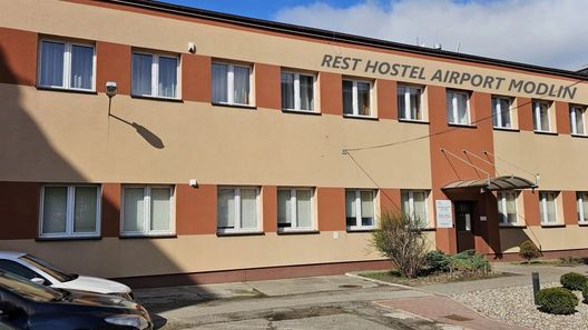 Rest Hostel Airport Modlin (1)