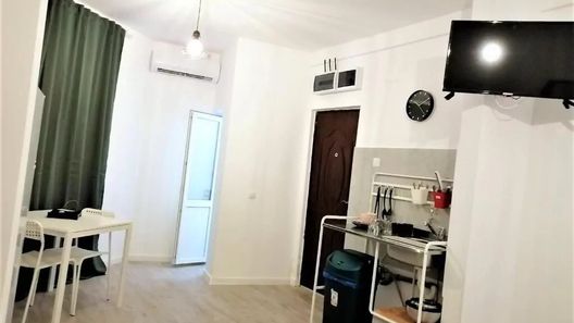 Central Old Town Studio București (1)