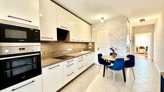 SUNSETDREAM APARTMAN SIÓFOK (1)