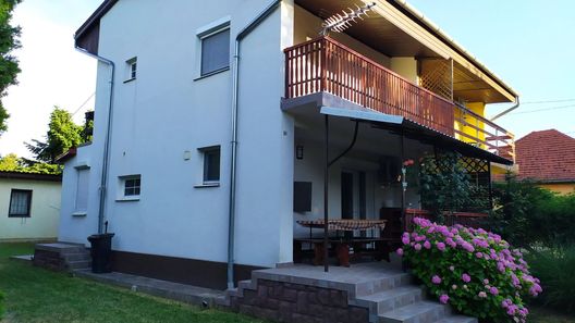 Emília Apartman Balatonszemes (1)