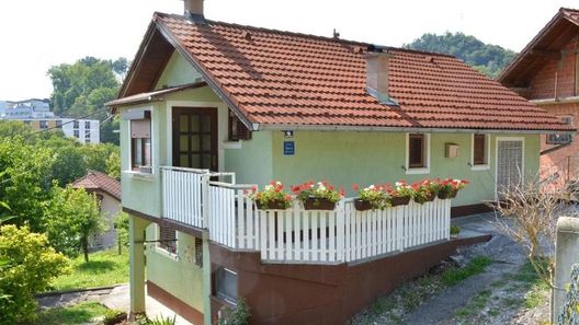 Apartmanok Parkolóhellyel Krapinske Toplice, Zagorje - 20688 Krapinske Toplice (1)