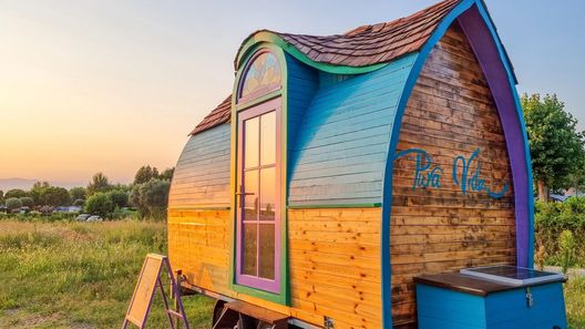 Casa de vacanță Pura Vida Seaside Tiny House Village Vama Veche (1)