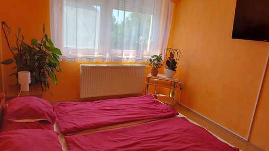 Fűvészkert Apartman Lengyeltóti (1)