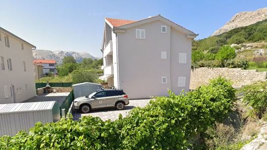 Apartments Ena Baška (1)