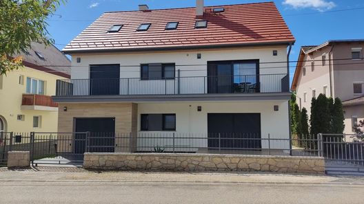 Cédrus Apartman Balatonfüred (1)