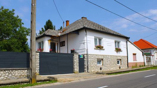 Diófa Apartman Bogács  (1)