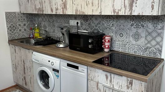 Guszti Apartman Pécs (1)