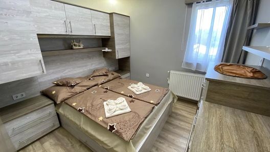 Gaby Aranyparti Apartman Siófok (1)