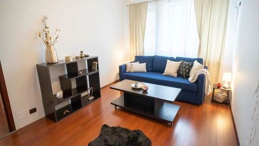 Spacious 2BR Dristor Apartment București (1)