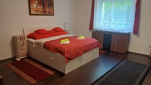 Julia Apartman Budapest (1)