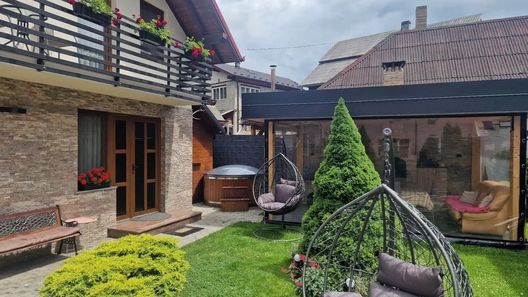 Pensiunea Comfy House Borşa (1)