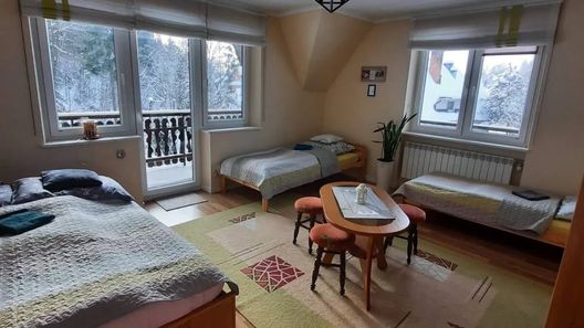 Apartament w Domu pod Brzyzkiem Nowy Targ (1)