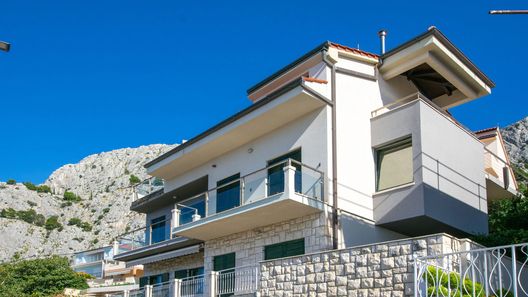 Apartment Iva Omis (1)