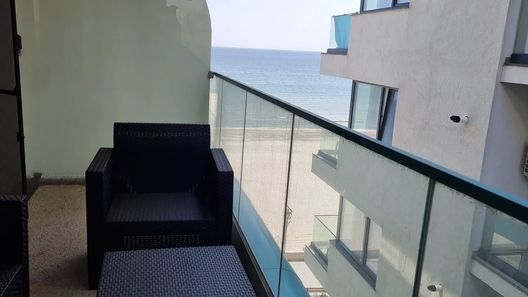 Sara - Endless Summer Mamaia Nord Apartaments Mamaia-Sat (1)