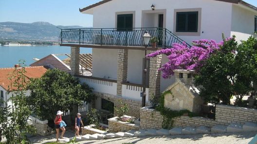 Apartments Anda Trogir (1)