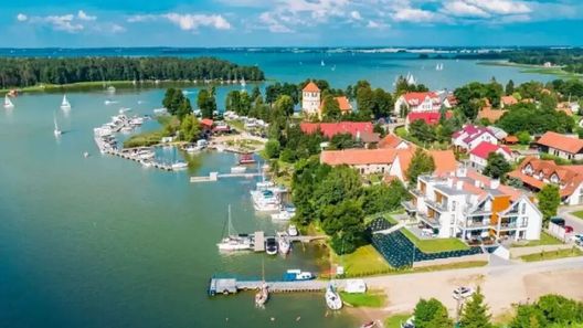 Domy Do Wynajęcia nad J. Niegocin ul. Akacjowa 14 Rydzewo (1)