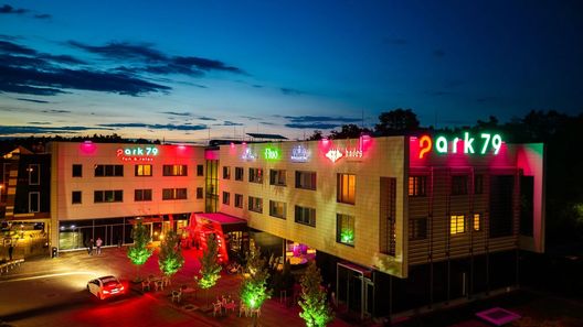 Grape Town Hotel Zielona Góra (1)