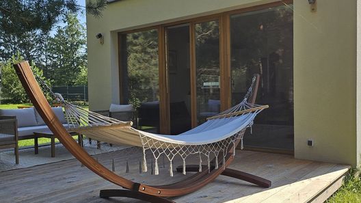 Domek W koronach drzew Niedalino (1)