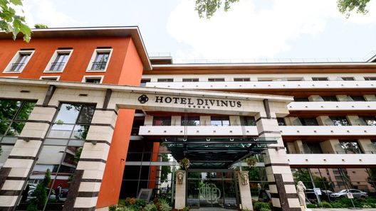 Hotel Divinus Debrecen (1)