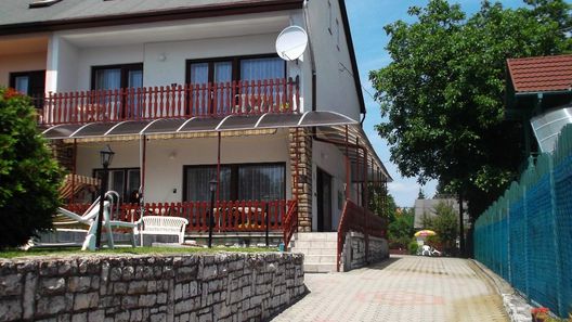 Lívia Apartman Balatonföldvár (1)