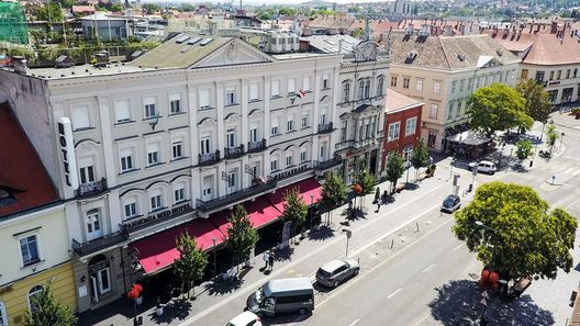 Pannonia Hotel Sopron (1)