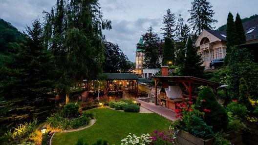 Hotel Tókert Szálloda és Étterem Lillafüred (1)