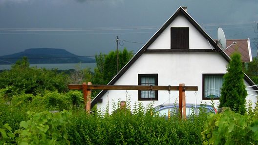 Szépkilátó Becehegy Vendégház Balatongyörök (1)