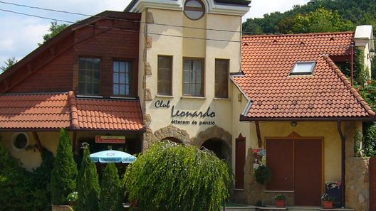 Club Leonardo Panzió Mogyorósbánya (1)