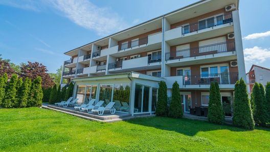 Royal Luxus Wellness Apartman Siófok (1)