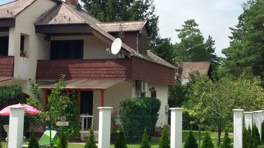 Bianka Apartmanház I Balatonfenyves (1)