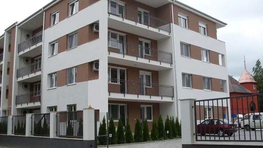 Ada Wellness Apartman Siófok (1)