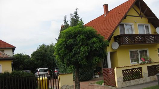 Fitos Villa Balatonlelle (1)