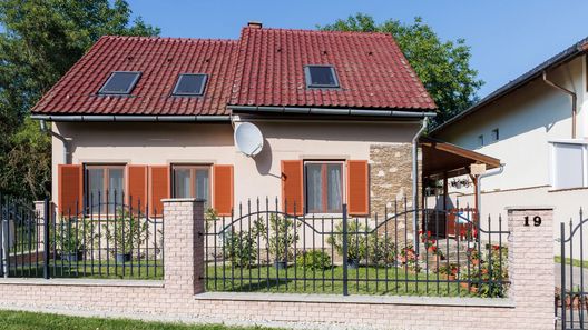 Hőbér Apartman Balatongyörök (1)