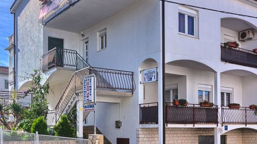 Apartmani Milenka Trogir (1)