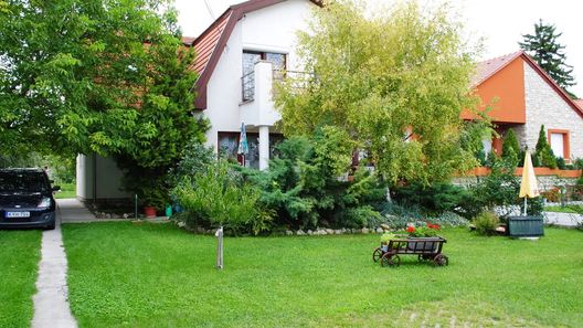 Zozo Apartmanok Balatonfüred (1)