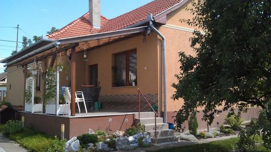 Szemi Apartman Hajdúszoboszló (1)