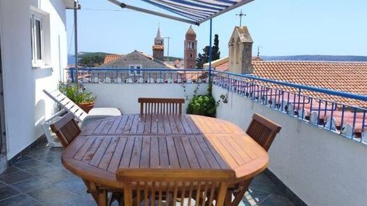 Apartman Stari Grad Rab (1)