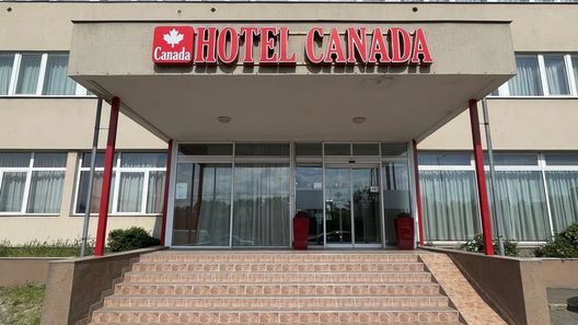 Canada Hotel Budapest (1)
