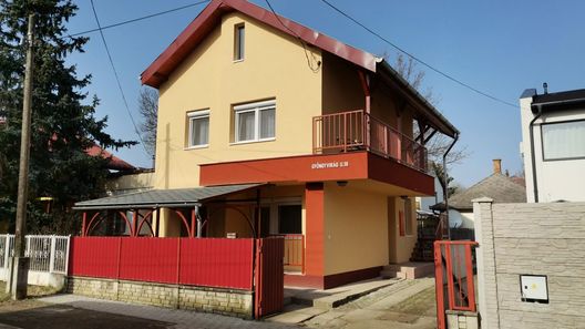 Gyöngyvirág Apartmanház Hajdúszoboszló (1)