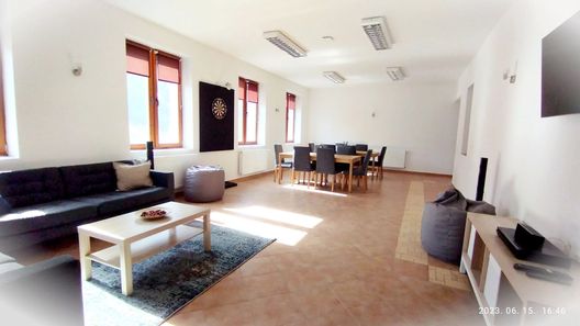 Élet Vize Apartmanház Csengersima (1)