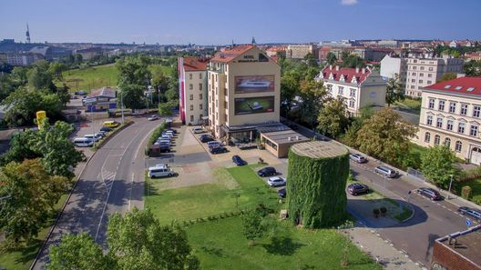 Absolutum Wellness Hotel Praha (1)