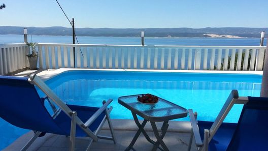 Apartments Adriatic Blue with pool Mimice (1)