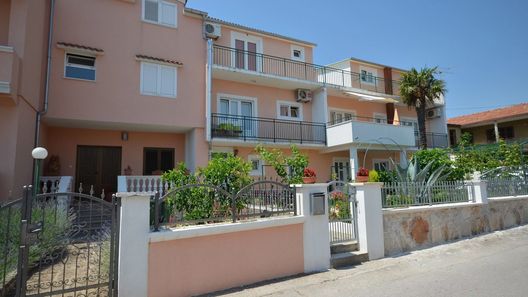 Apartments and Room Zinka Vodice (1)