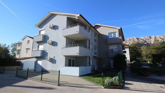 Apartments Osmanović-Hrabrić Baska (1)