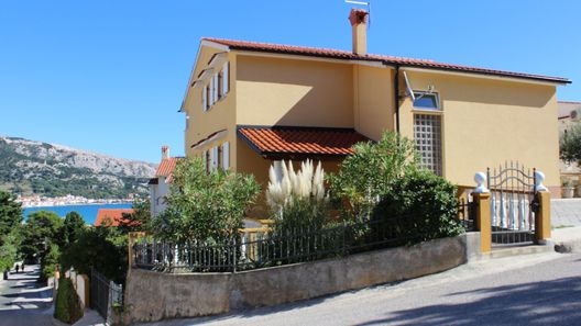 Apartments Capić Zarok Baska (1)