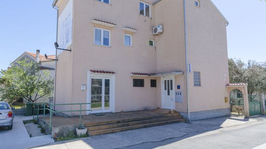 Apartments Vili Vodice (1)