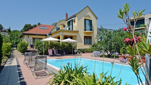 Villa Zsófia Apartman Balatonfüred (1)