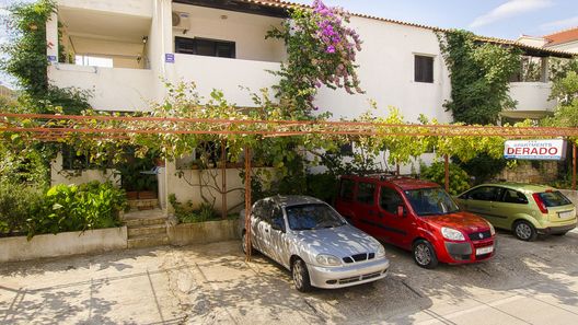 Apartments Derado Supetar (1)